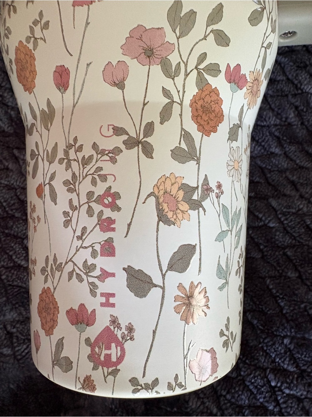 HydroJug White Floral 40oz Travel Tumbler with Beige Handle - Picture 2 of 6